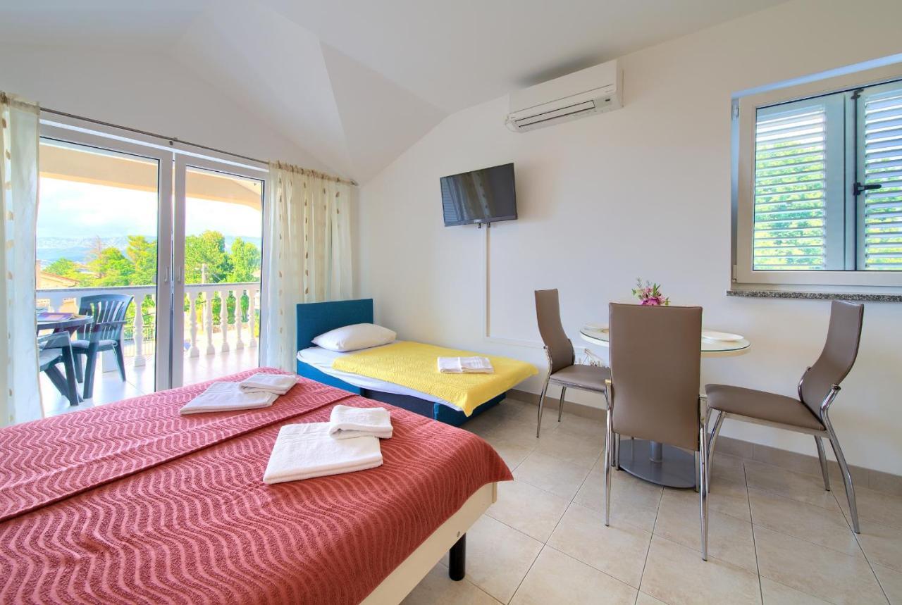 Apartments Ivica Krk Island Šilo Eksteriør bilde