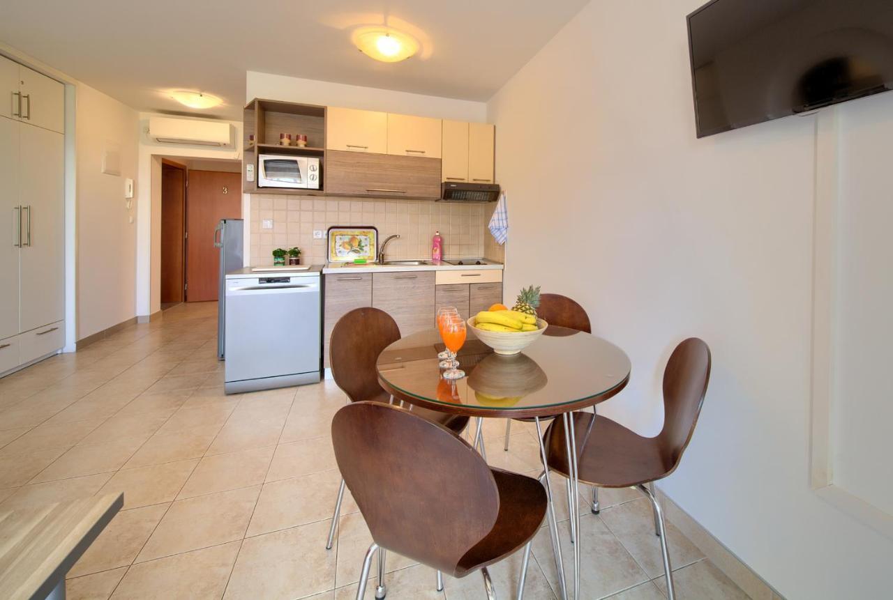Apartments Ivica Krk Island Šilo Eksteriør bilde
