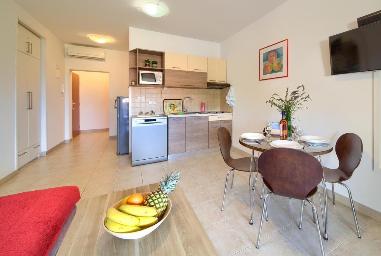 Apartments Ivica Krk Island Šilo Eksteriør bilde