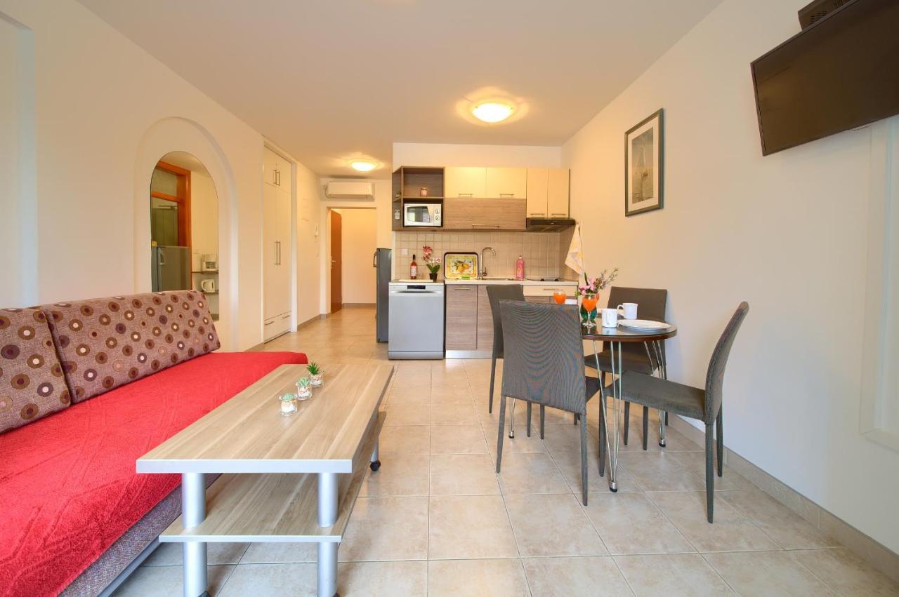 Apartments Ivica Krk Island Šilo Eksteriør bilde