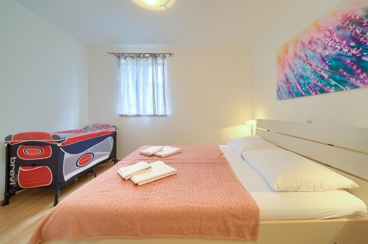 Apartments Ivica Krk Island Šilo Eksteriør bilde